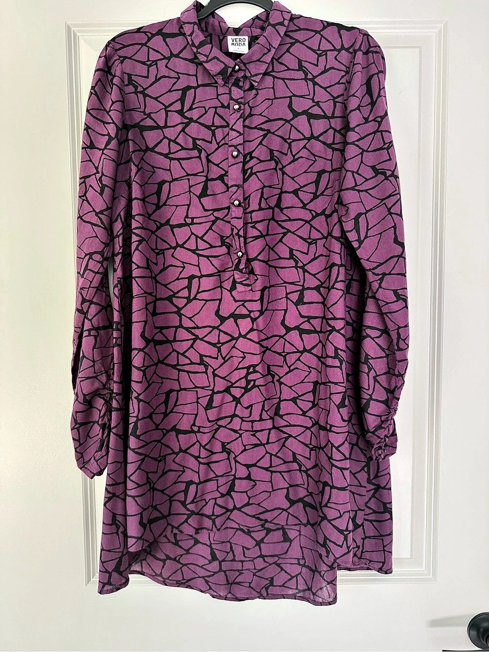 Vero Moda Abstract Print Tunic Purple & Black Size Medium Like New